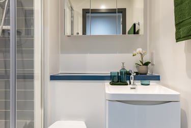 Classic En Suite at Biscuit Factory, 140 Little Donegall Street, Central, Belfast, BT12FL - Image 5